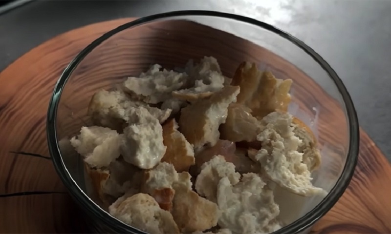 Готовим пышные и сочные котлеты по-немецки без капли лишнего масла