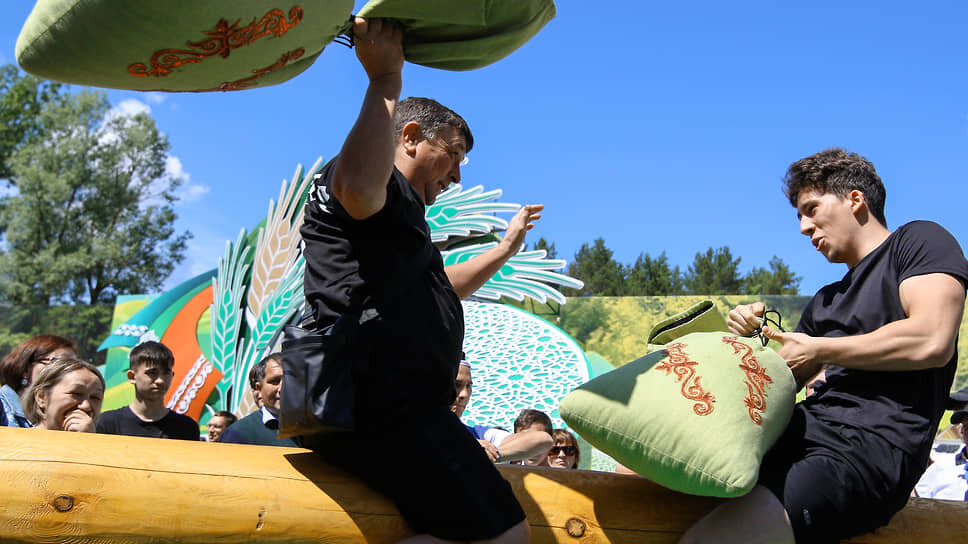 Зампремьер-министра РТ: из 4000 сабантуев 400 мы уже проводим.📷Фото: Данила Егоров / Коммерсантъ