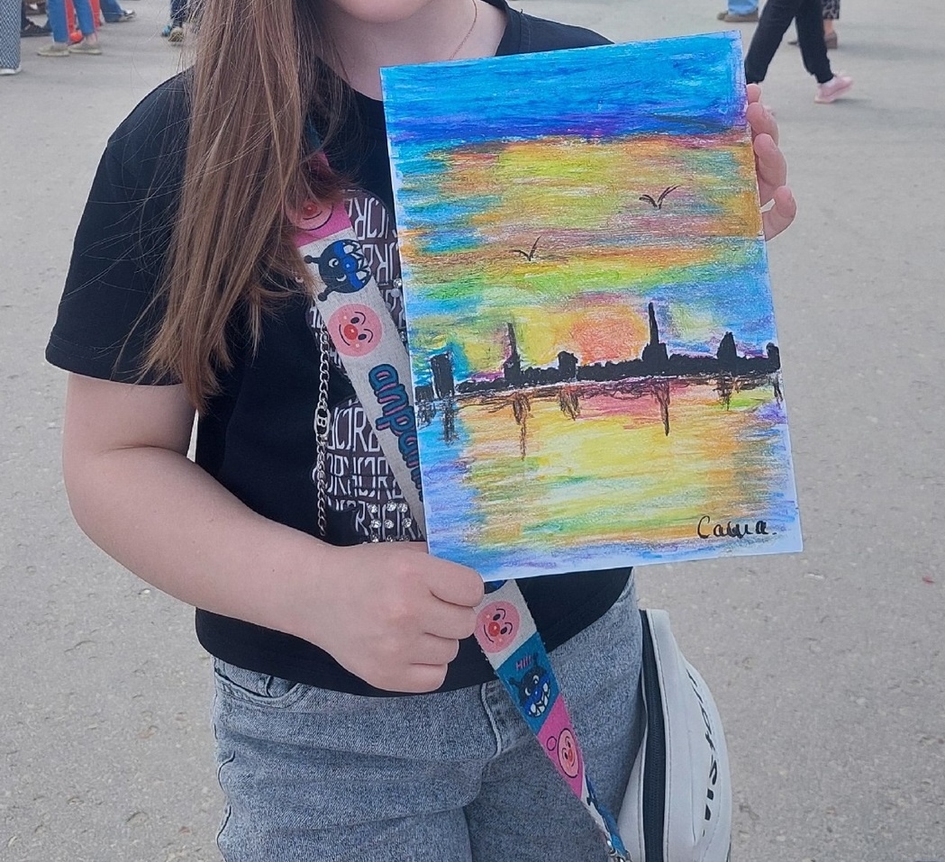 Рисунок масляной пастелью "Нижегородские закаты"