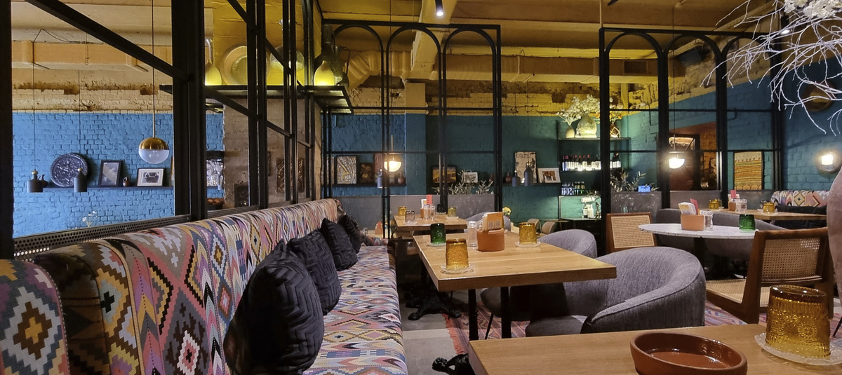 "Saperavi Cafe", интерьер