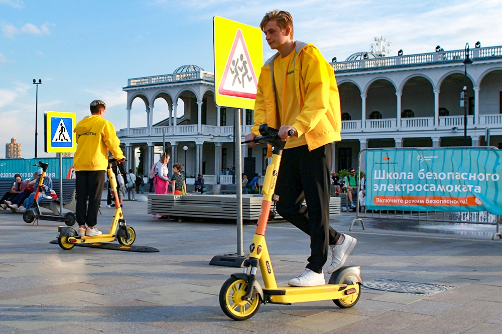 Смена энерджайзера длится 12 часов: с 9:00 до 21:00 или 21:00 до 9:00.