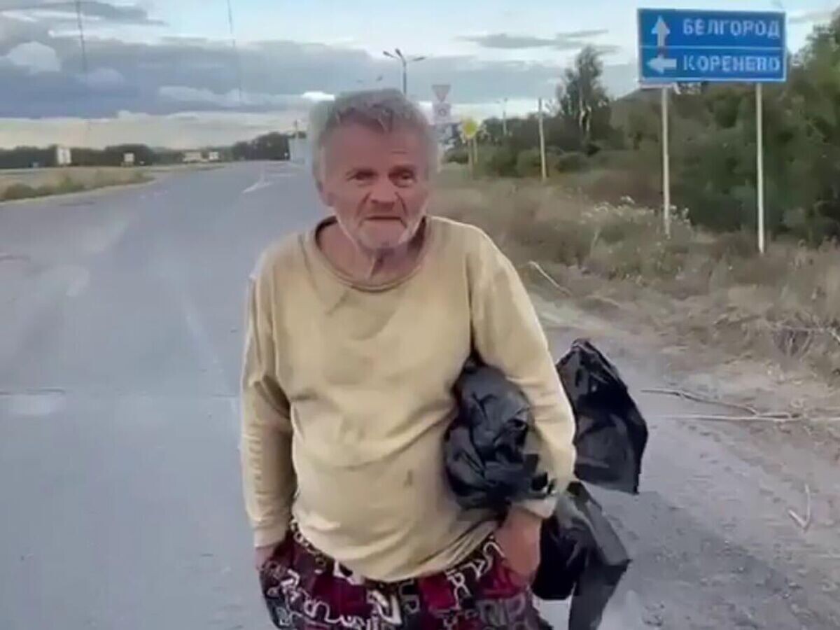    Пенсионер Александр Григорьев из Курской области, над которым издевались солдаты ВСУ© Кадр видео из соцсетей
