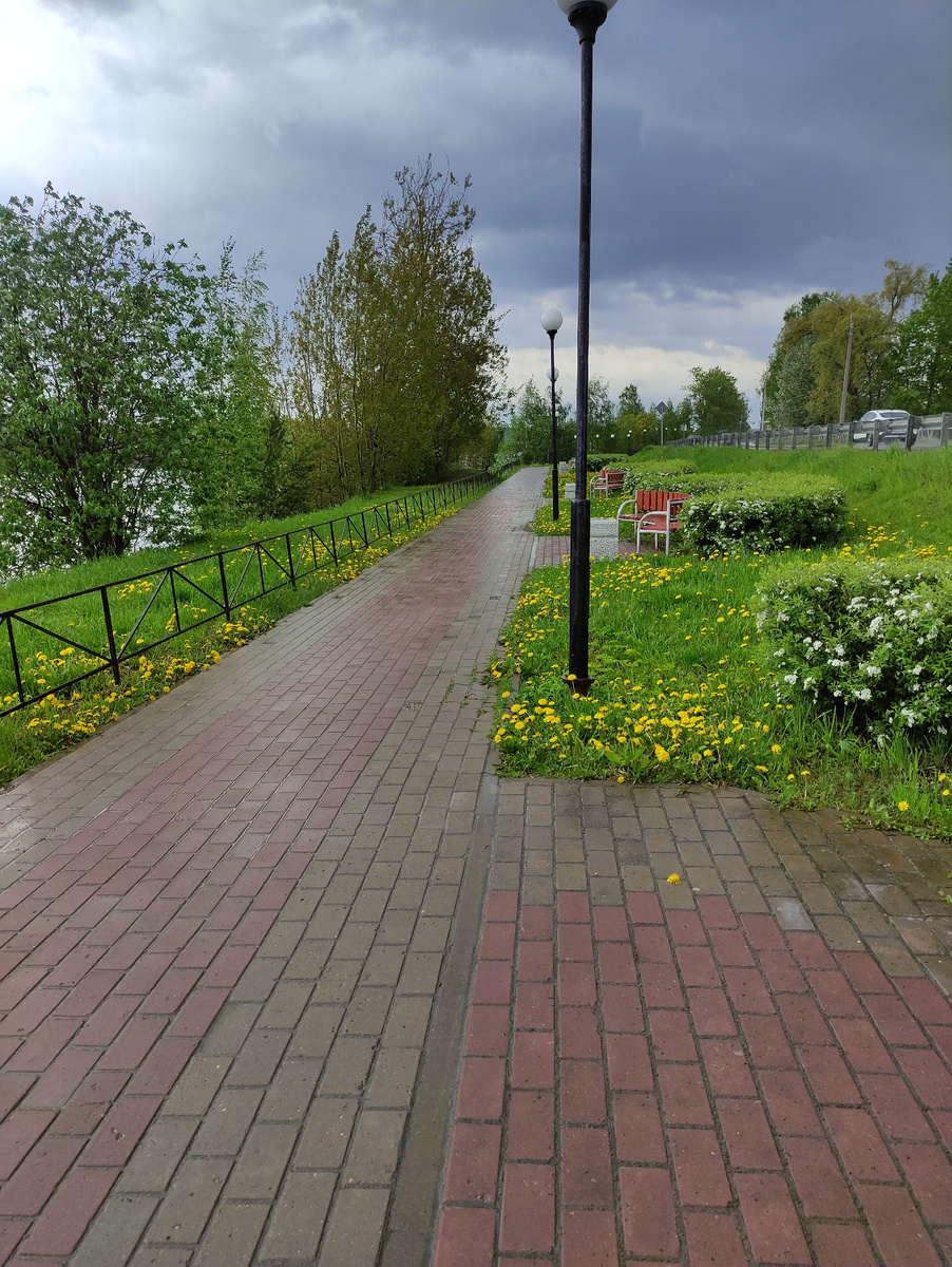 Прогулочная зона в Отрадном.