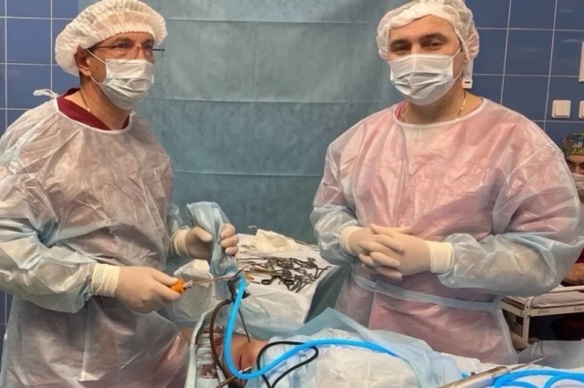    Врачи мурманской «Пироговки» провели сложную операцию на коленном суставе