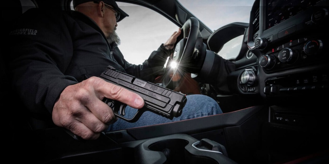 6 легальных средств самозащиты, которые можно возить в автомобиле в 2025 году. Что говорит закон и что важно учитывать
