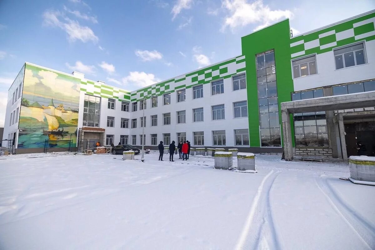    Строительство школы на улице Киселева в Пскове находится на финишной прямой