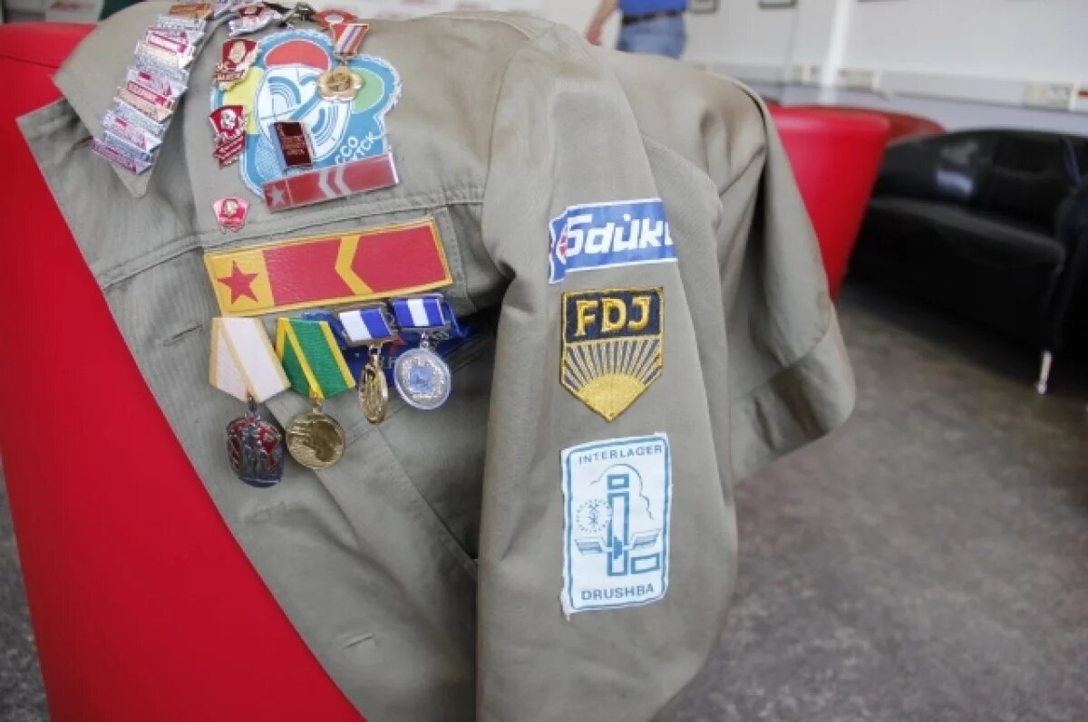    Новосибирские стройотряды отправятся предстоящим летом за границу