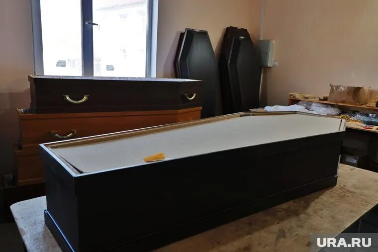 Родственники отправили тело в морг, но там его не оказалось. Фото: Екатерина Сычкова © URA.RU