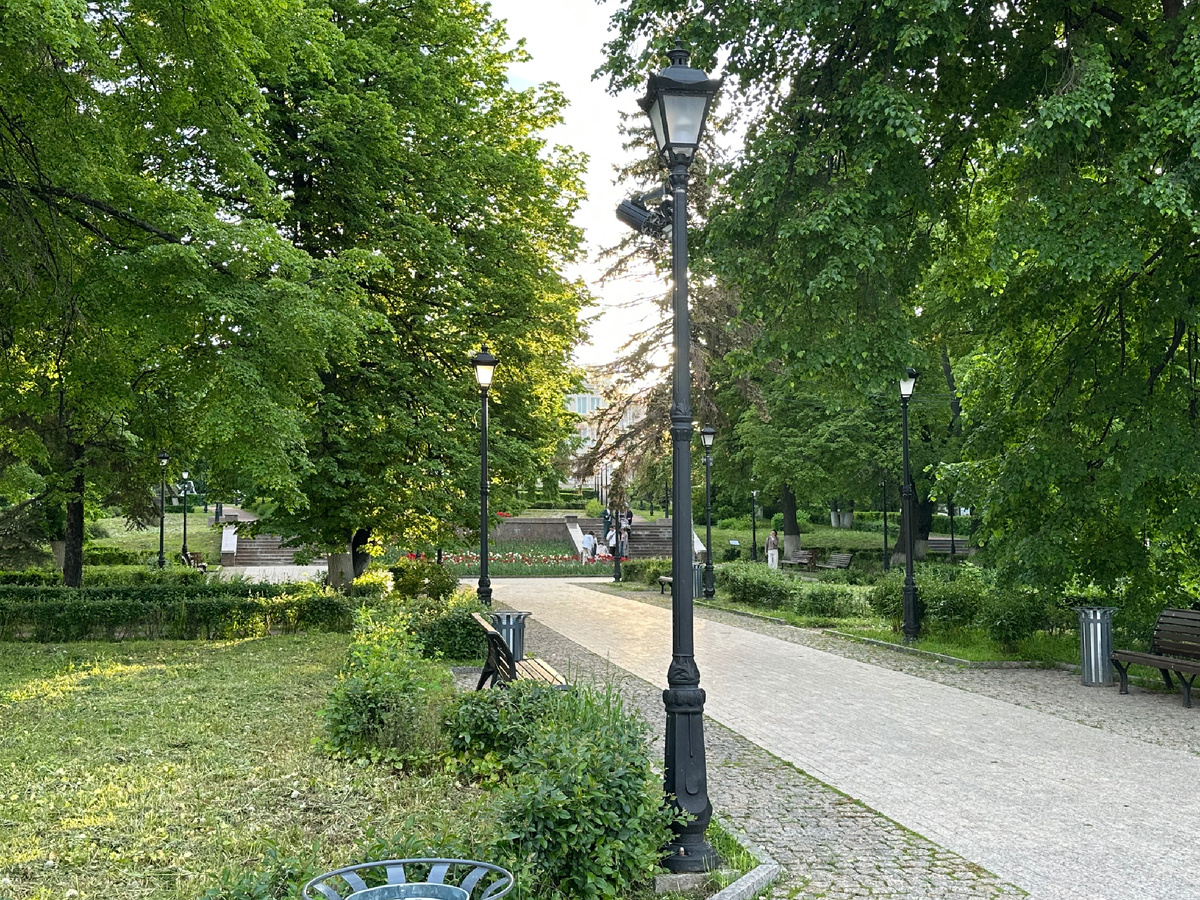 Сквер имени К.В. Иванова расположен в городе Чебоксары, на набережной Волги. Это излюбленное место летнего отдыха горожан и гостей столицы Чувашской Республики.