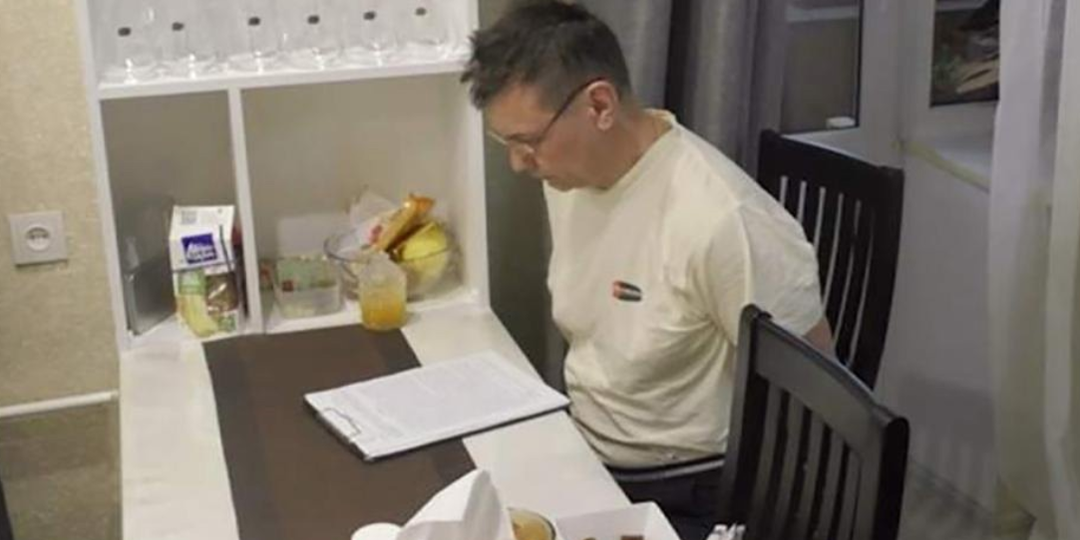 На очередных "оборотней в погонах" управления по вопросам миграции завели уголовное дело за организацию незаконной миграции и взятки