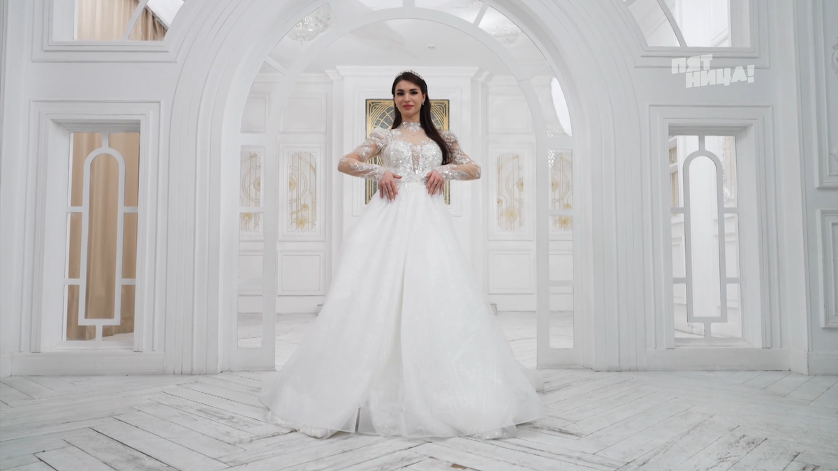 Скришнот из видео телеканала "Пятница"