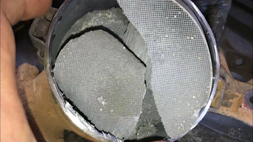 Разрушенный катализатор