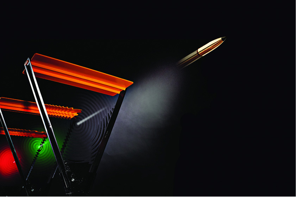 Как только появился бездымный порох, началась гонка за скоростью 