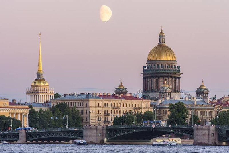 27 мая — День рождения прекрасного Санкт-Петербурга