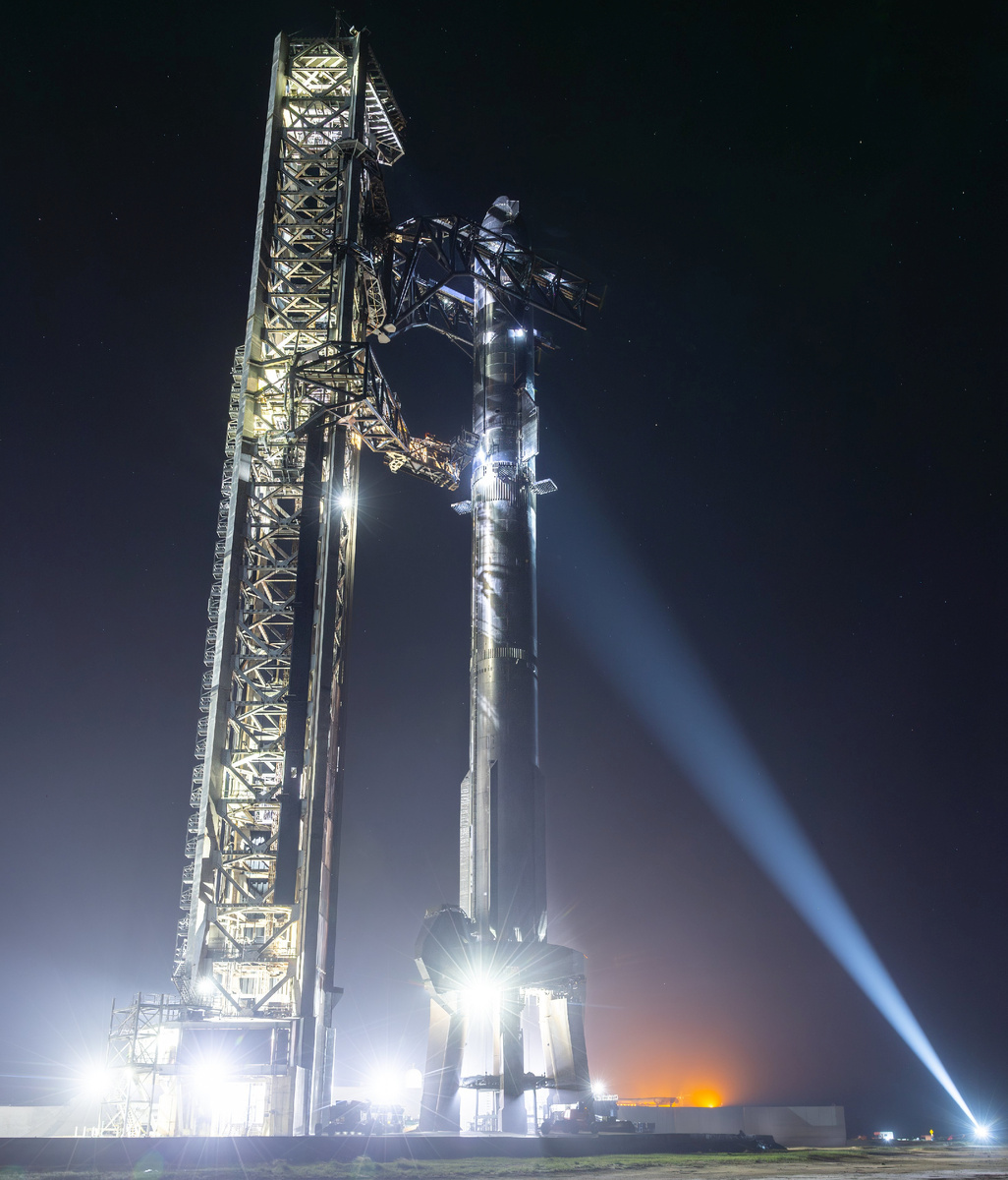 Starship в ожидании 9 полёта в мае 2025 года, изображение из открытых источников