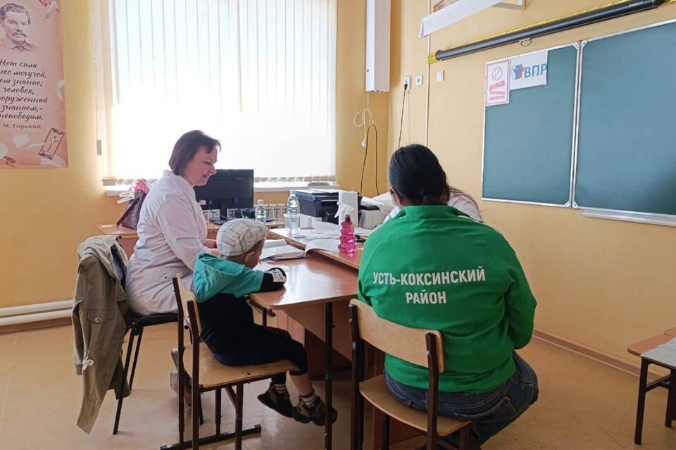    Автопоезд "Здоровье" в Усть-Коксинском и Усть-Канском районах. Источник: altai-republic.ru