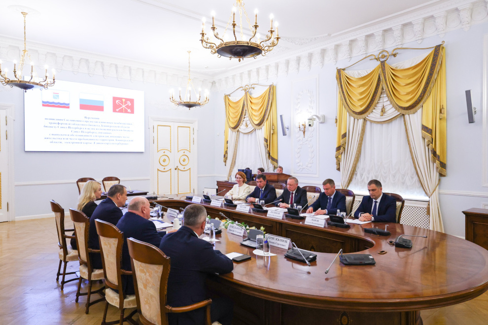   Фото: https://www.gov.spb.ru/press/governor/298967/