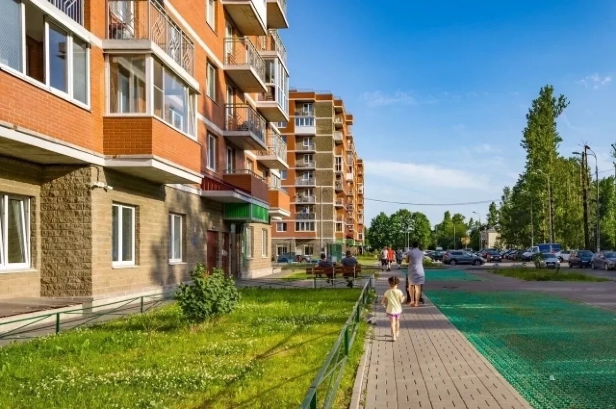    В Петербурге по программе реновации переселено более 1000 семей