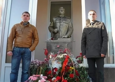    Братьев Кононовичей вновь задержали и везут в ТЦК