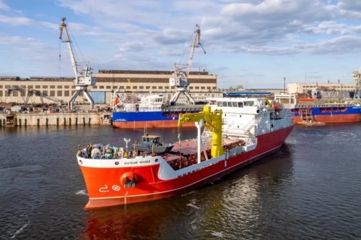    Круизный теплоход отправился из Новосибирска по Оби