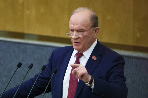 Зюганов призвал создать комиссию по восстановлению СССР