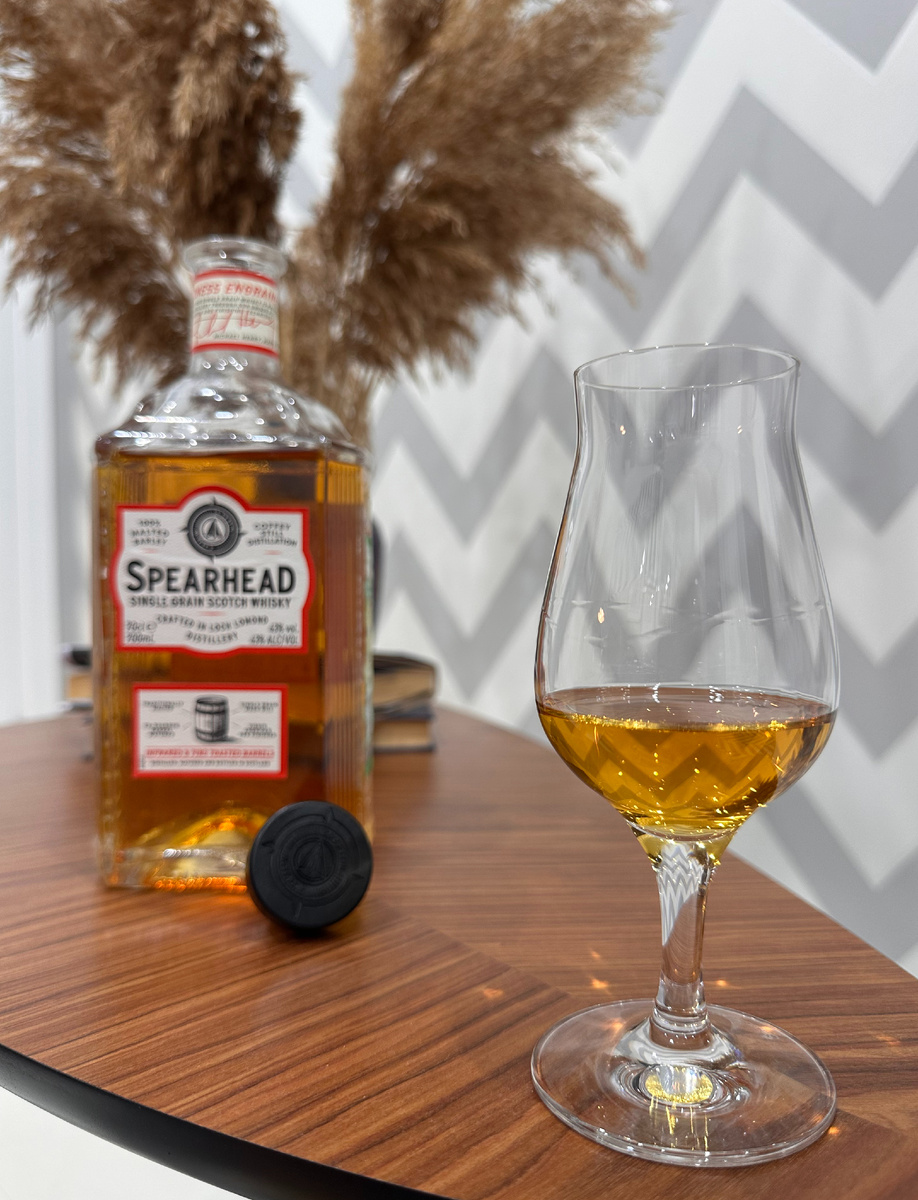 Цвет виски красивый