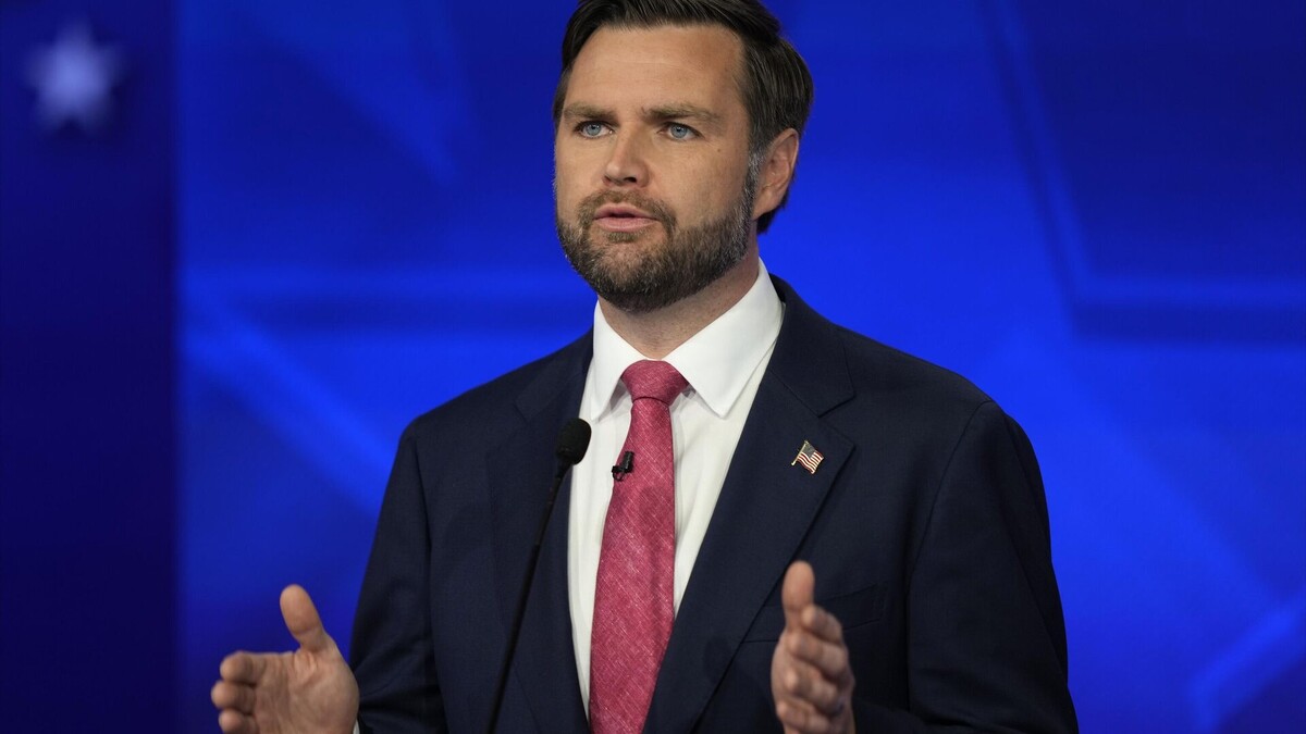 Джей Ди Вэнс (Джеймс Дэвид Вэнс) - С 20 января 2025 года занимает должность 50-го вице-президента США. 