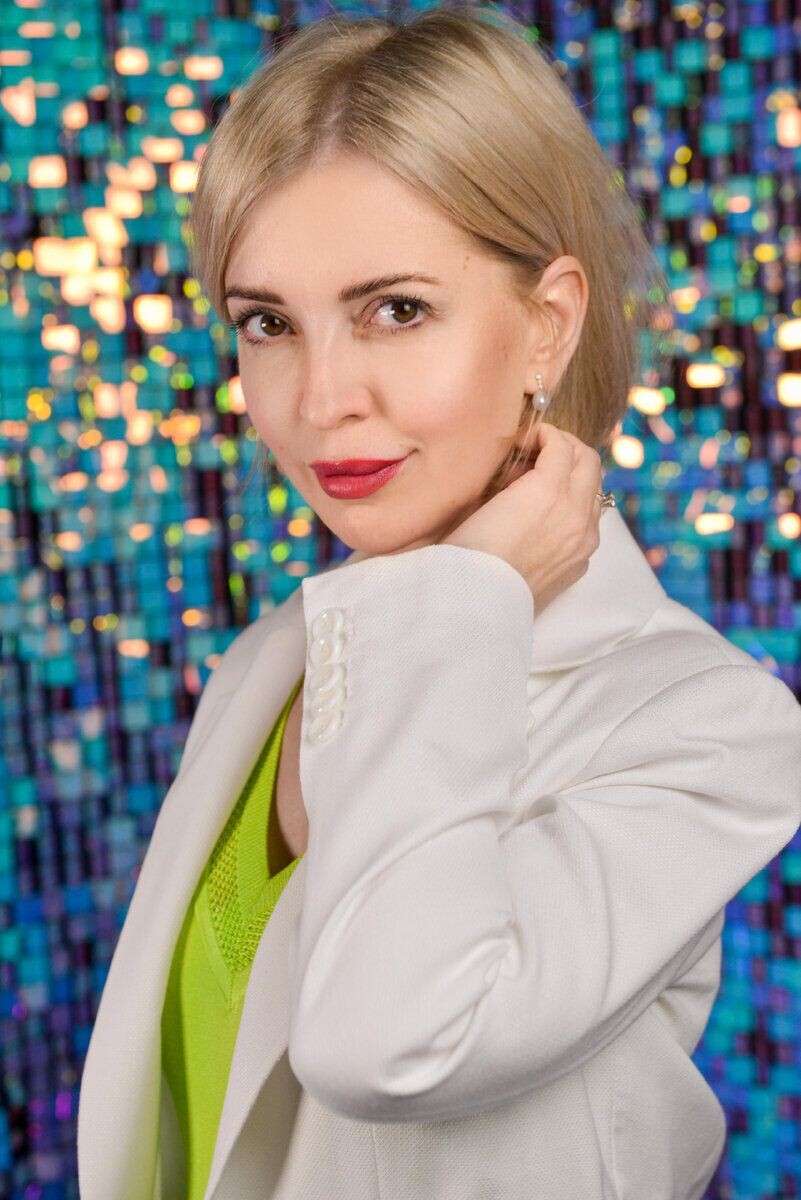 Юлия Аксёнова — адвокат по уголовным делам, медиа-юрист и руководитель юридического консультационного центра «Надёжный Партнёр»