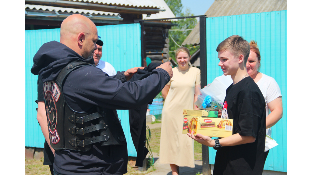 Листайте вправо, чтобы увидеть больше изображений