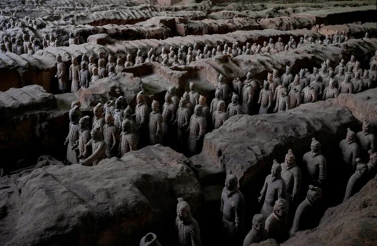 Терракотовые воины — наследие Первого Императора Цинь Шихуанди 