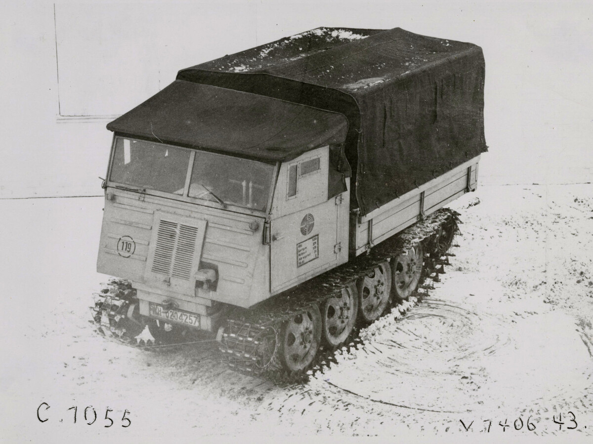 Один из образцов Steyr RSO с упрощенной кабиной, 1943 год. Внешне RSO/03 был идентичен.