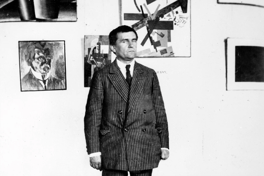 На фото - Каземир Малевич. Фото: GLOBAL LOOK PRESS. WWW.KP.RU: https://www.kp.ru/daily/27571.5/4895467/