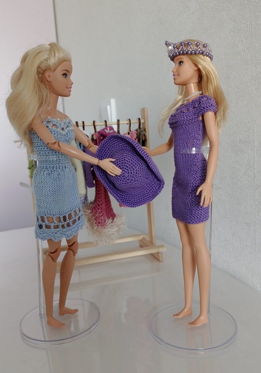 #Одежда для куклы Барби спицами, крючком#