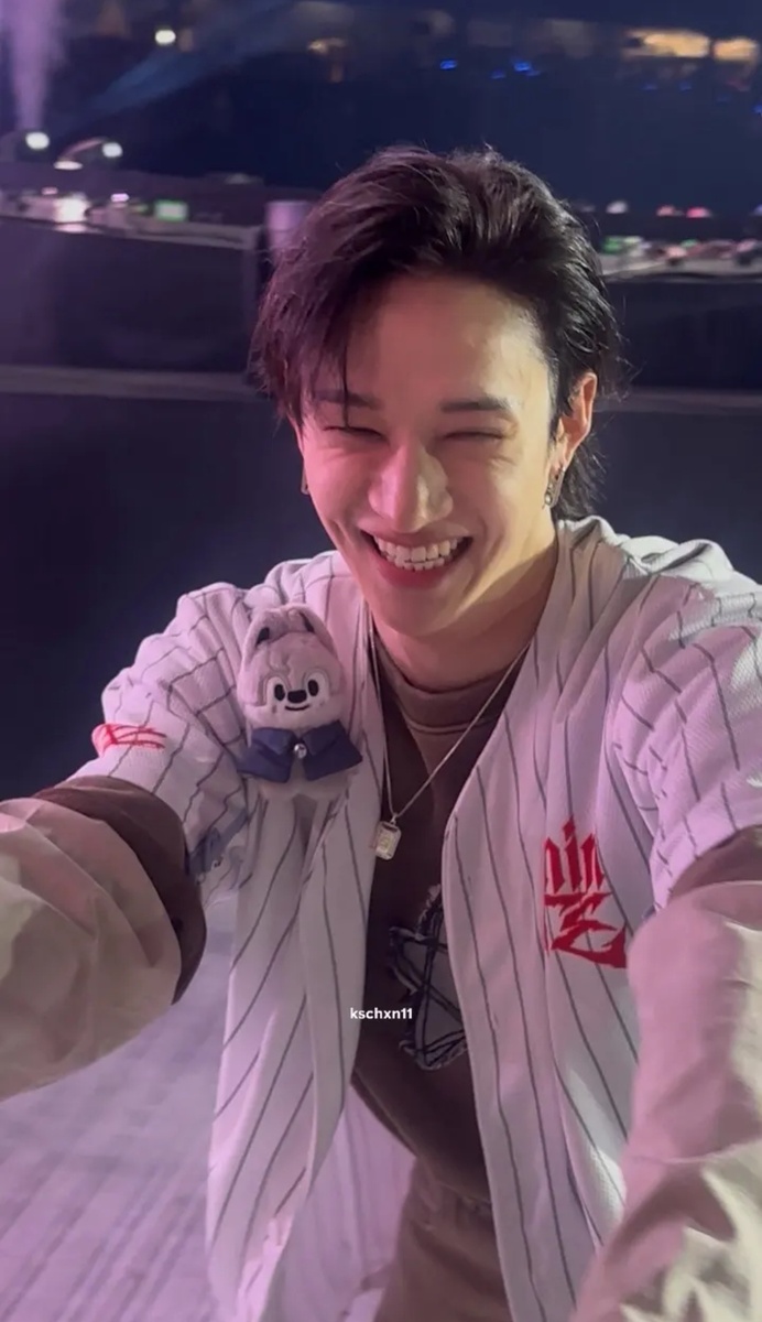 Страшненько. Это карма! Не надо было пугать официантов. 