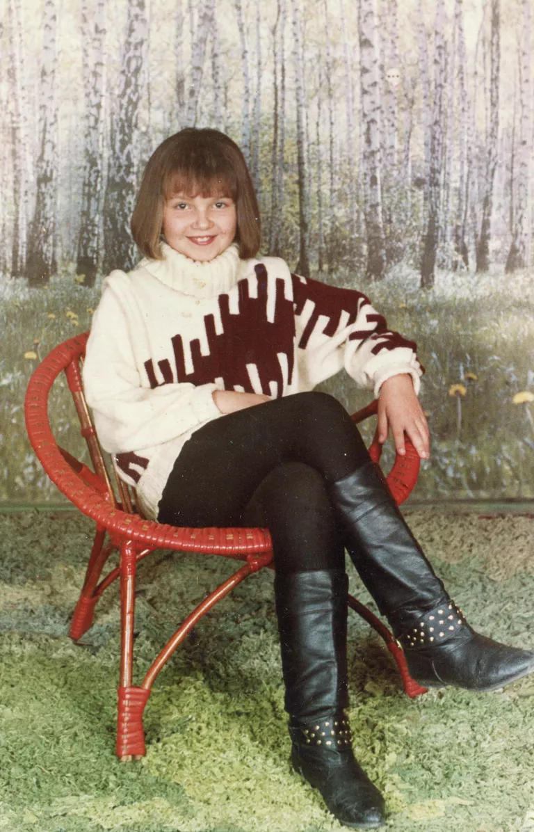 Алена Донцова, школьные годы