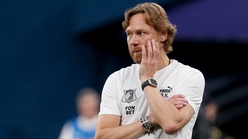     Главный тренер сборной России по футболу Валерий Карпин РИА Новости Михаил Киреев