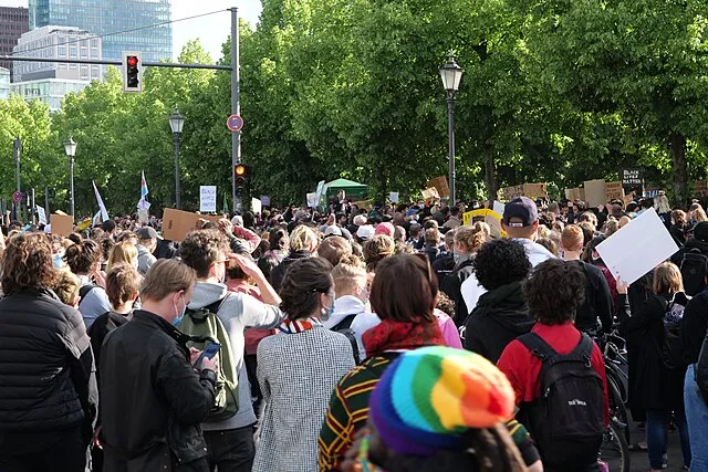 Протесты в Берлине — Леонард Ленц, CC0