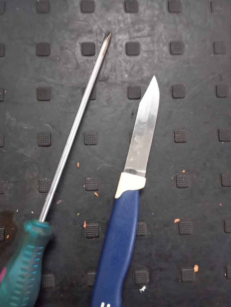 Нож отвёртка