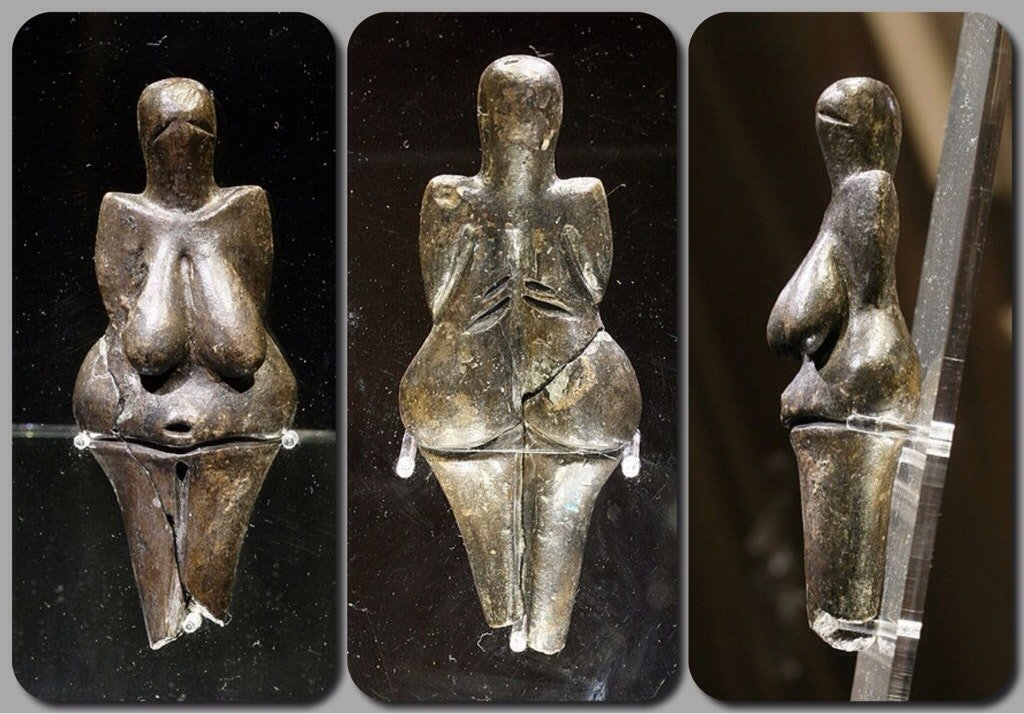 «Вестоницкая Венера», обнаруженная в Дольни-Вестонице в Моравии 13 июля 1925 года. Музей г. Прага. Возраст керамической статуэтки от 27-31 тыс. лет