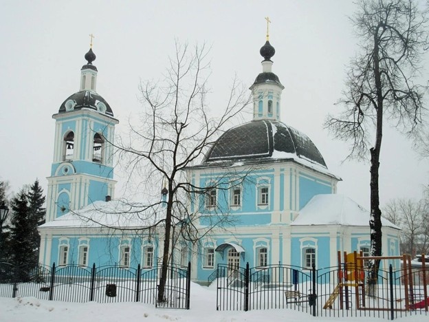 Сегодня на месте лагеря Лисовского стоит Вознесенская церковь трех святителей (Василий Великий, Иоанн Златоуст и Григорий Богослов). Даже немного символично. Из открытых источников 