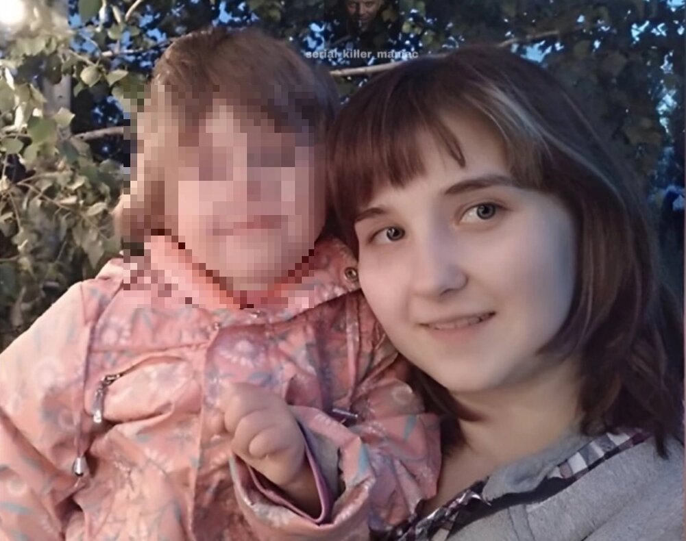    Анастасия Степанова с дочерью. Фото: соцсети