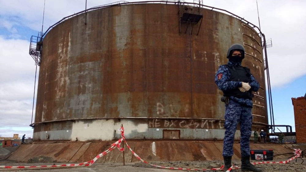 Лопнувший резервуар