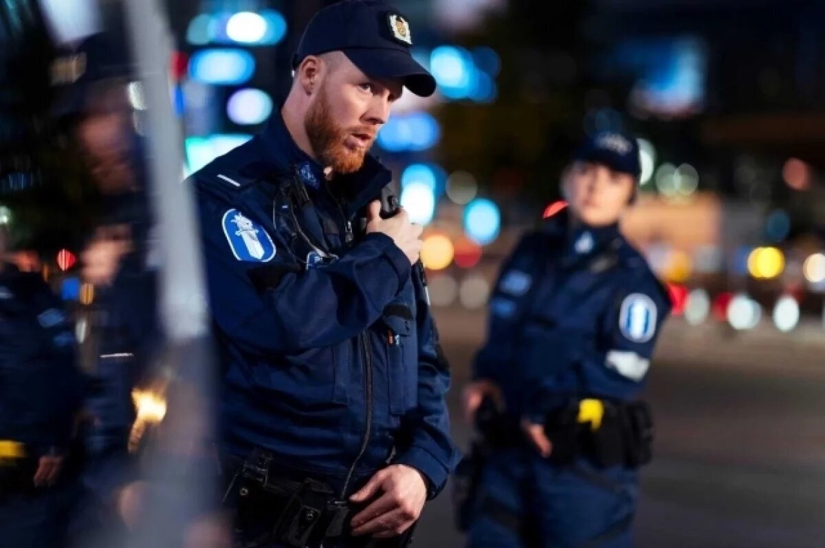    Yle: сотрудник финской полиции забыл в поезде секретные документы