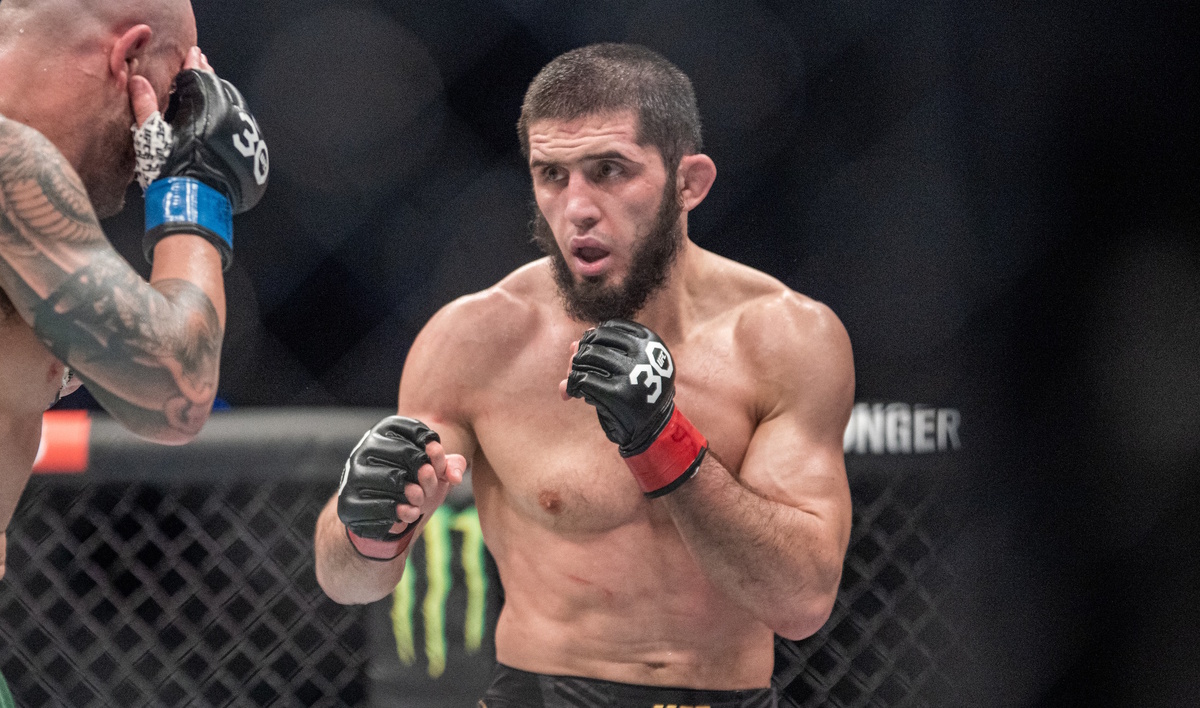 Ислам Махачев