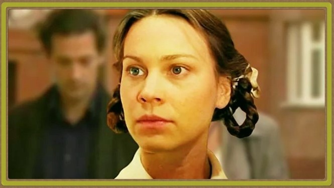 ИринаЧериченко в роли Искры Поляковой в фильме "Завтра была война"