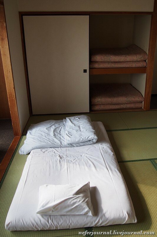 Источник https://www.ixbt.com/live/travel/tri-yaponskih-slova-futon-idzakaya-i-cukumogami.html?ysclid=mb7fyvfipe70411681