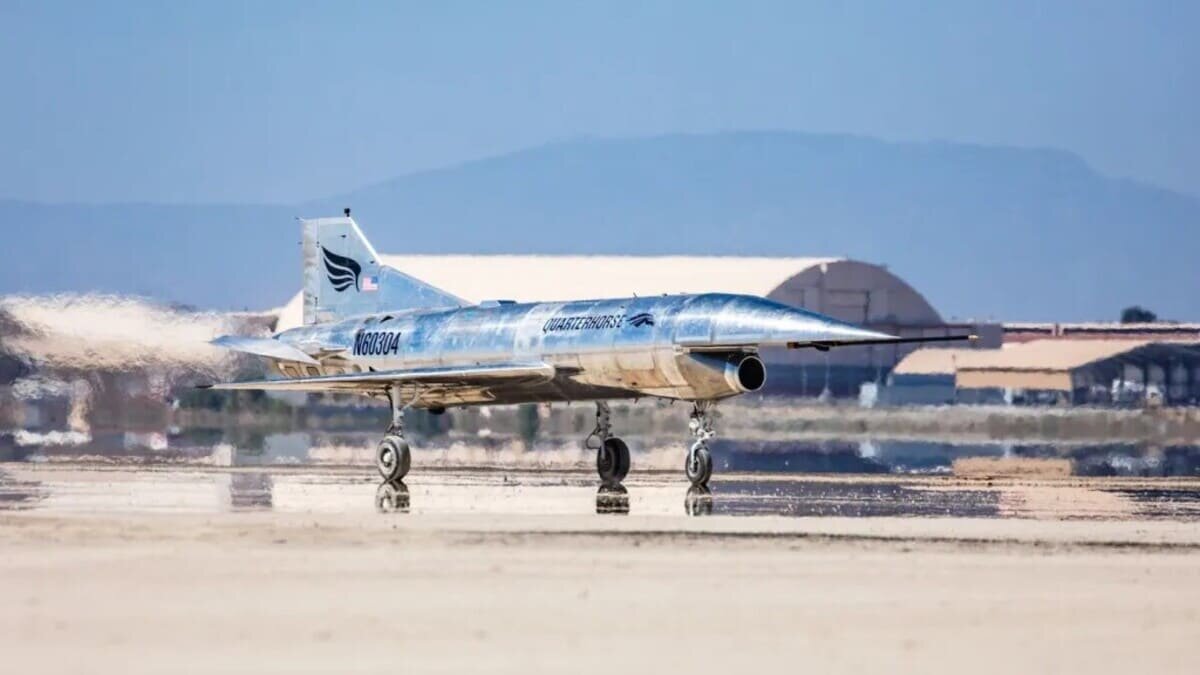    Беспилотный прототип гиперзвукового бизнес-джета Quarterhorse Mk 1 / © Hermeus