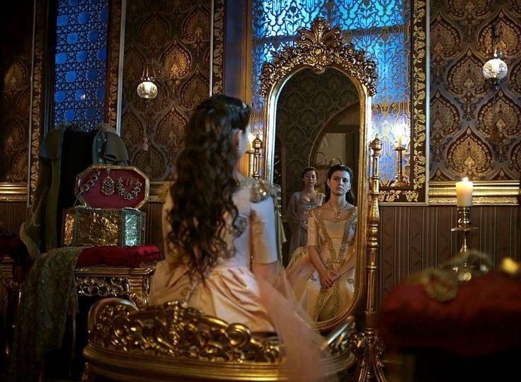 Она родилась рабыней, а умерла правительницей. История, которую не расскажут в школе