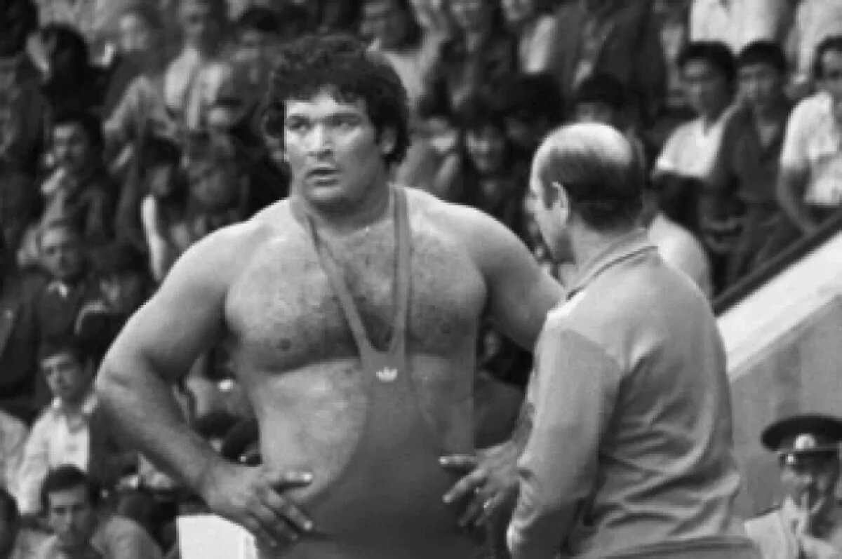    Умер четырехкратный чемпион мира по вольной борьбе Хасимиков