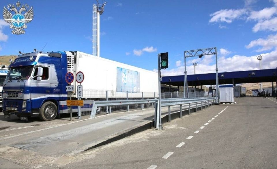    Автомобильный пункт пропуска "Ташанта" на границе с Монголией. Источник: Пресс-служба Минтранса Республики Алтай